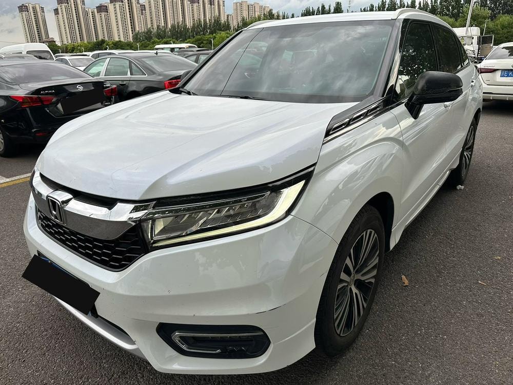 Honda Avancier 2017 — фото автомобиля 1