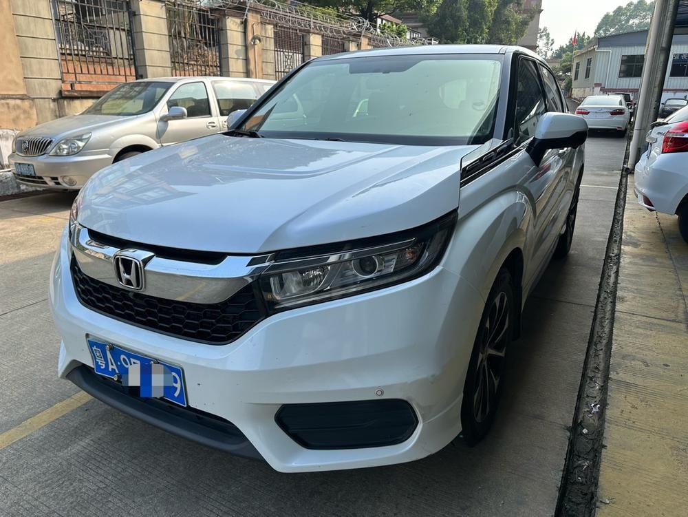 Honda Avancier 2017 — фото автомобиля