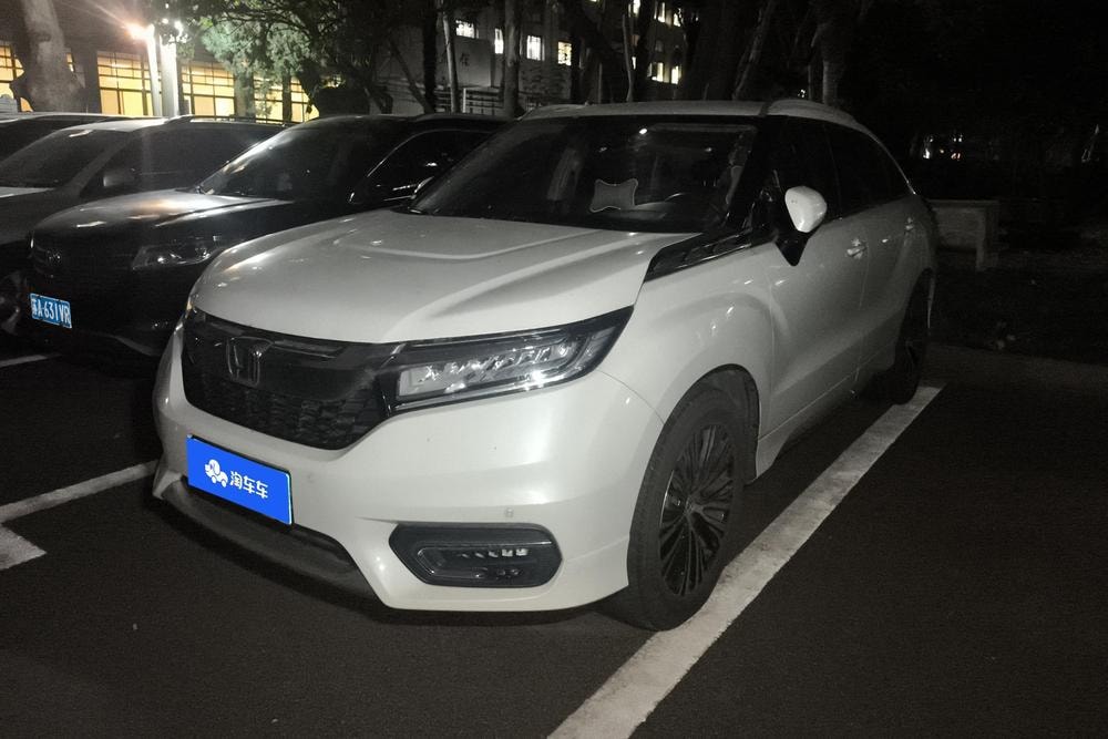 Honda Avancier 2017 — фото автомобиля
