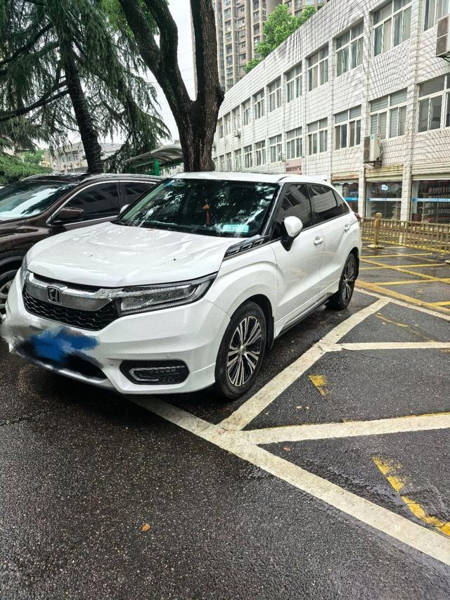 Honda Avancier 2017 — фото автомобиля