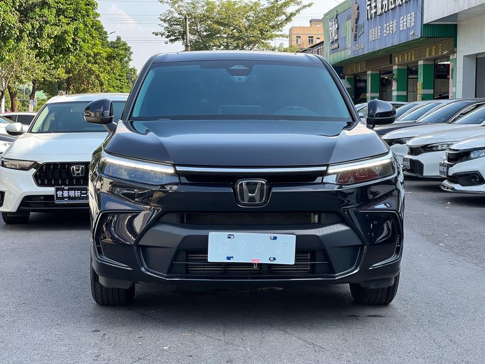 Honda Breeze 2025 — фото автомобиля