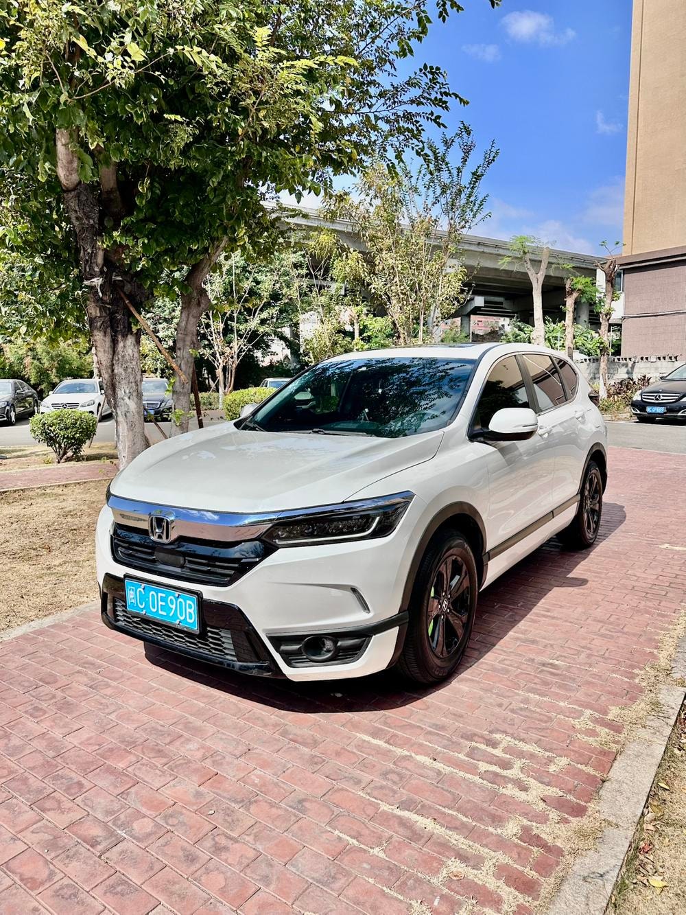 Honda Breeze 2021 — фото автомобиля