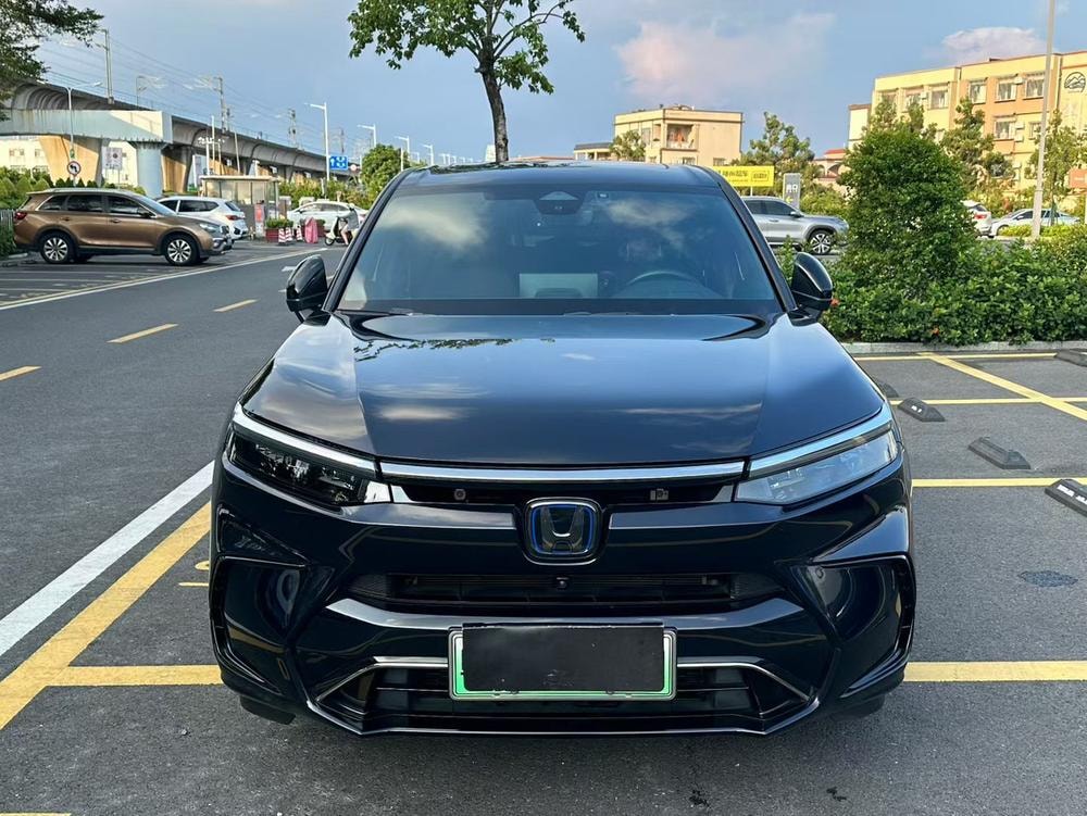 Honda Breeze PHEV 2023 — фото автомобиля 1