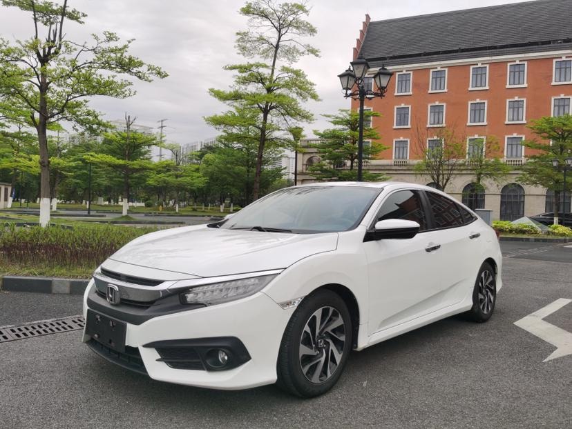 Honda Civic 2016 — фото автомобиля 1