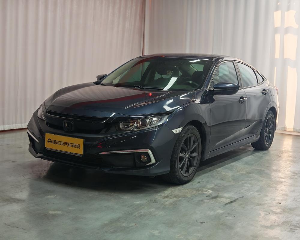 Honda Civic 2019 — фото автомобиля
