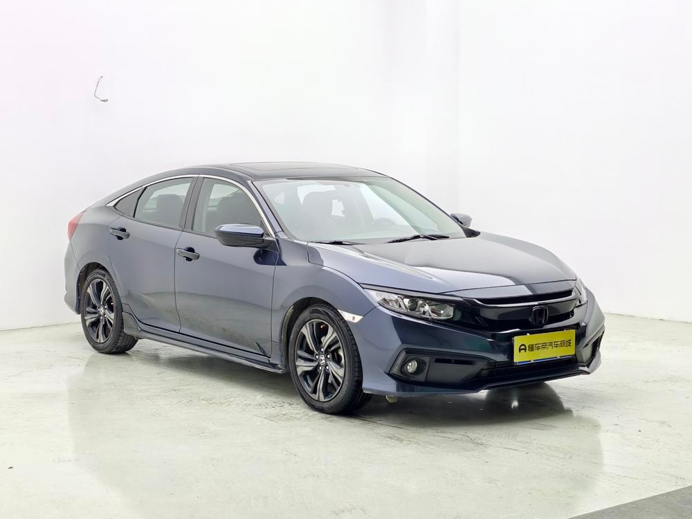 Honda Civic 2019 — фото автомобиля