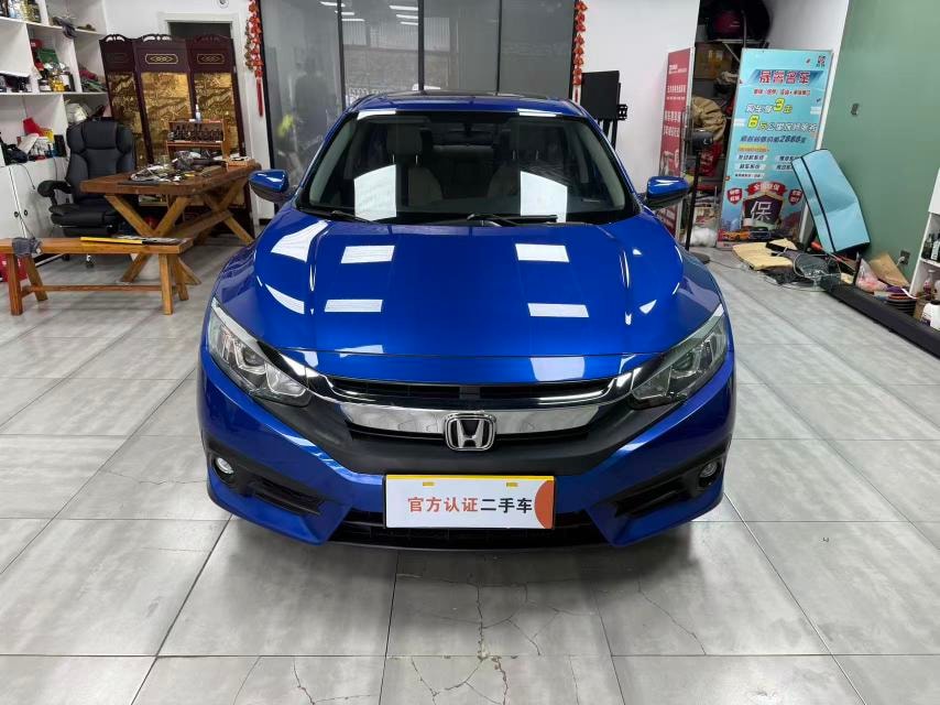 Honda Civic 2016 — фото автомобиля 1