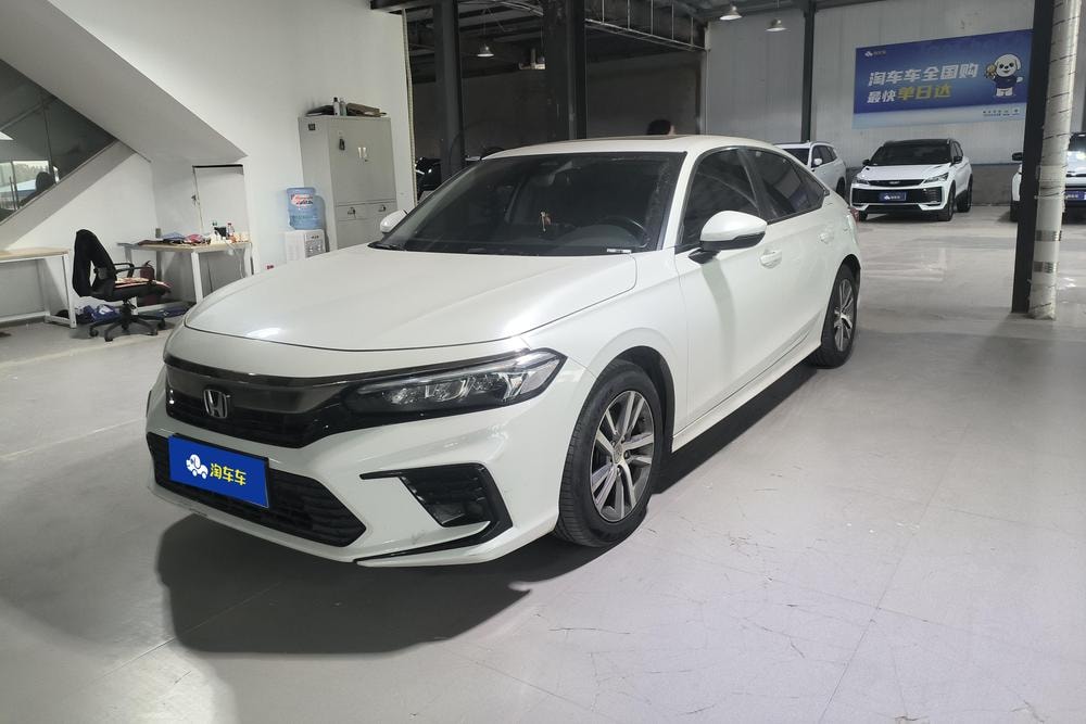 Honda Civic 2022 — фото автомобиля 1