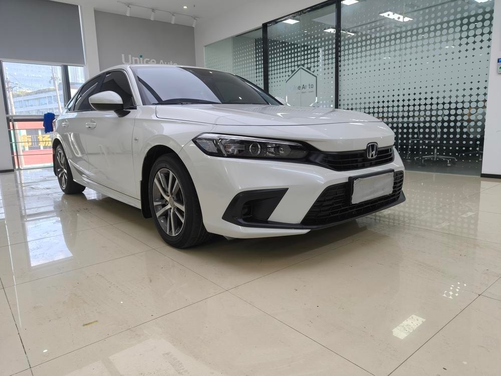 Honda Civic 2022 — фото автомобиля 1