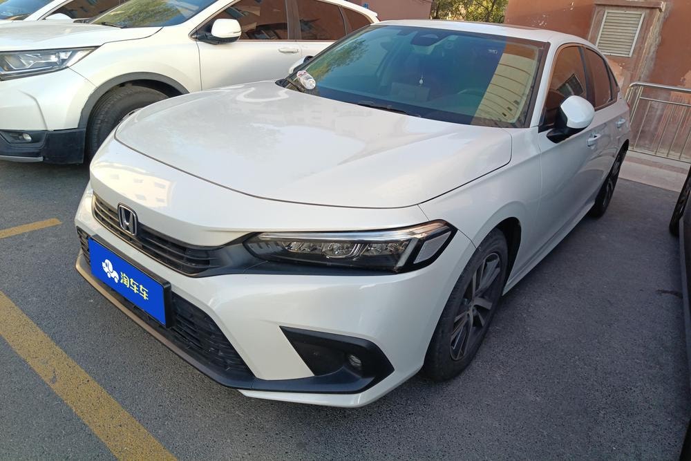 Honda Civic 2023 — фото автомобиля 1