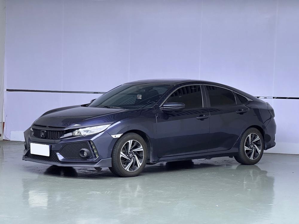 Honda Civic 2016 — фото автомобиля