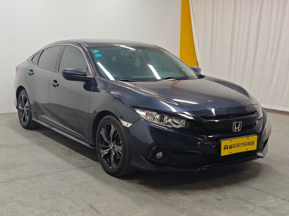 Honda Civic 2019 — фото автомобиля