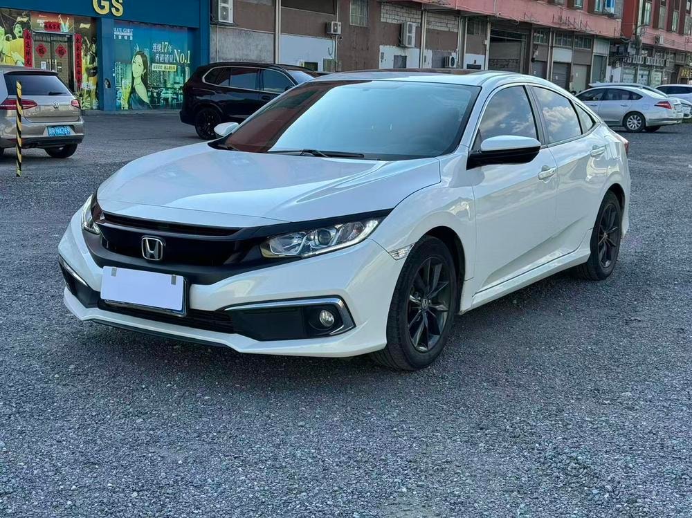 Honda Civic 2019 — фото автомобиля 1