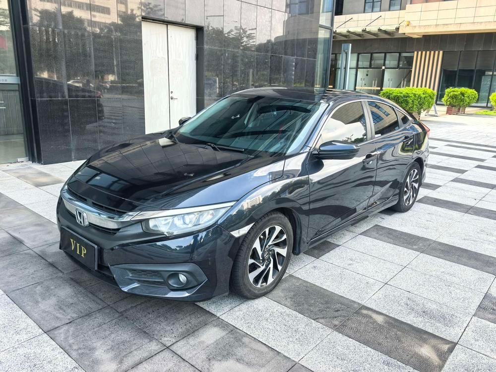 Honda Civic 2016 — фото автомобиля