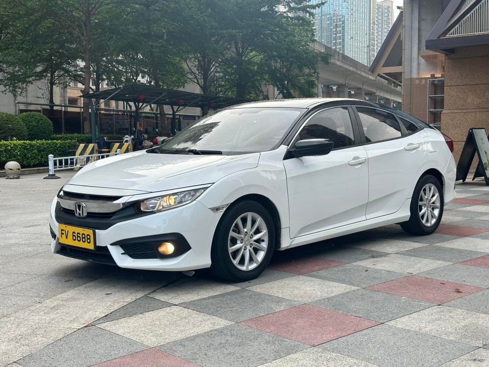 Honda Civic 2016 — фото автомобиля