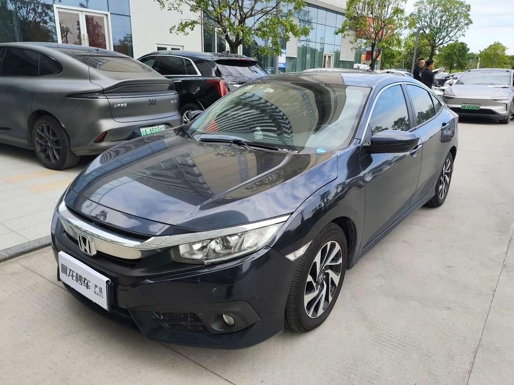 Honda Civic 2016 — фото автомобиля
