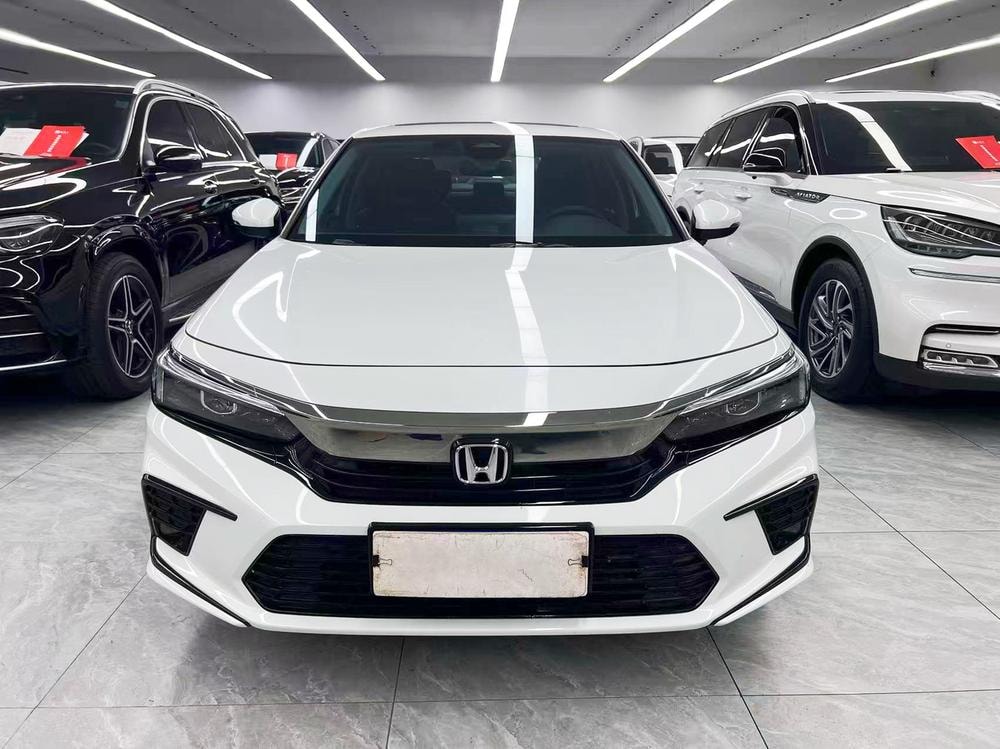 Honda Civic 2022 — фото автомобиля 1