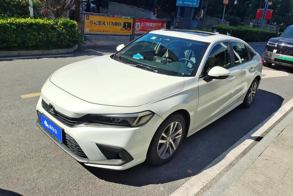 Honda Civic 2022 — фото автомобиля