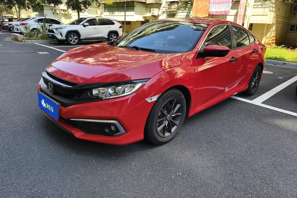 Honda Civic 2019 — фото автомобиля