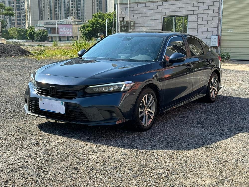 Honda Civic 2023 — фото автомобиля 1
