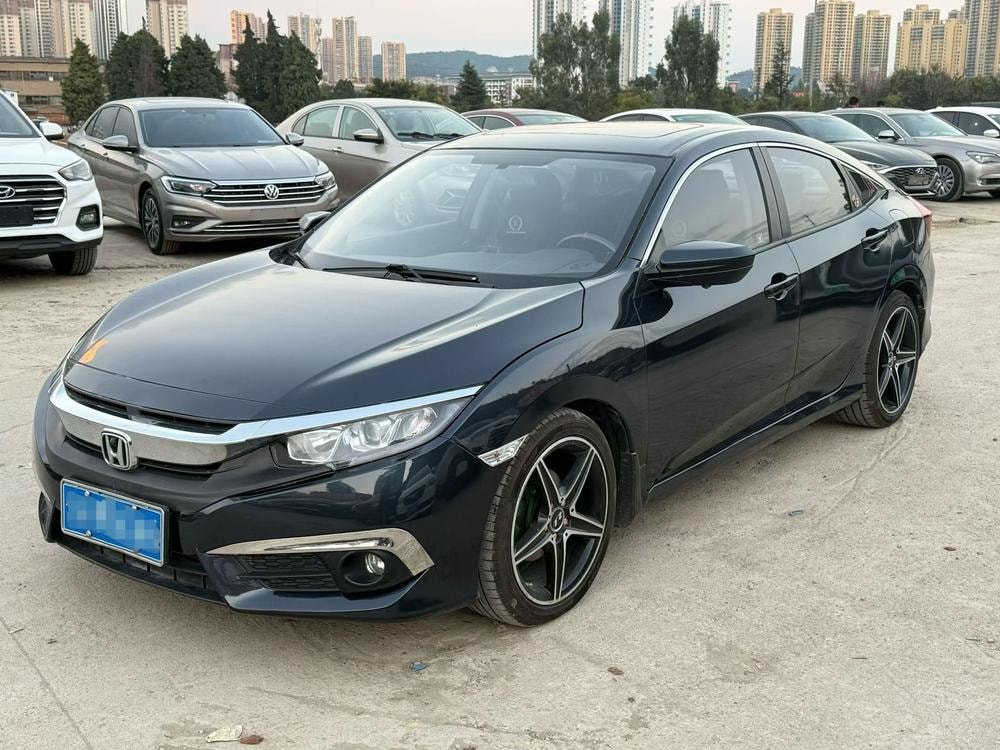 Honda Civic 2016 — фото автомобиля 1
