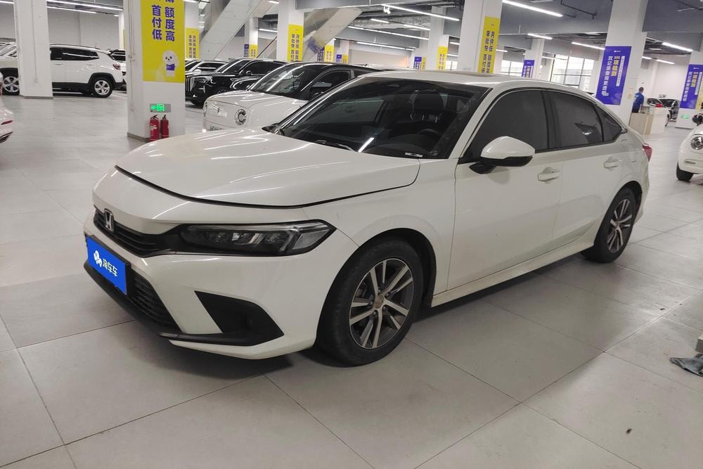 Honda Civic 2023 — фото автомобиля 1