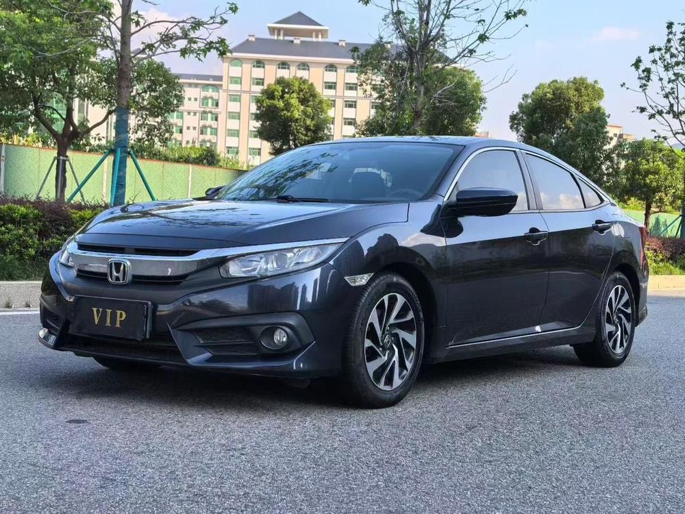 Honda Civic 2016 — фото автомобиля