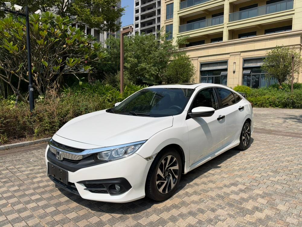 Honda Civic 2016 — фото автомобиля