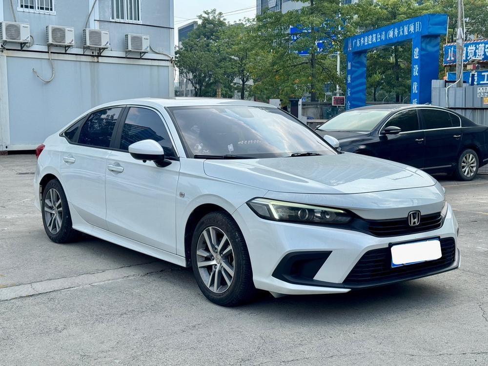 Honda Civic 2022 — фото автомобиля