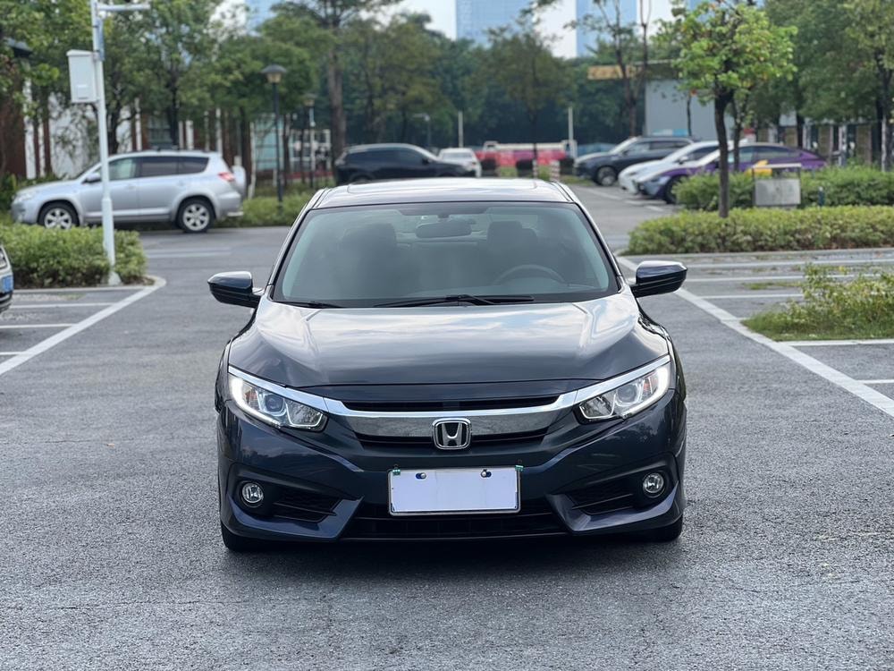 Honda Civic 2016 — фото автомобиля
