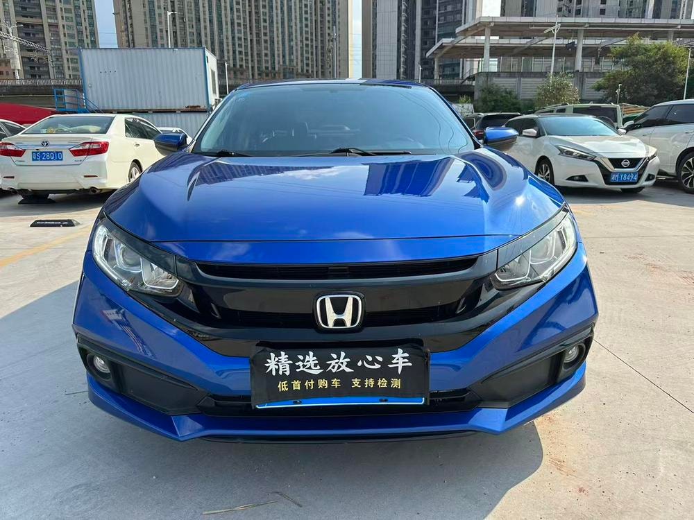 Honda Civic 2019 — фото автомобиля
