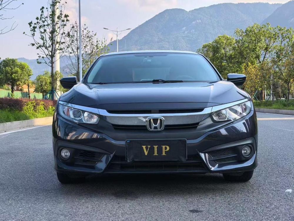 Honda Civic 2016 — фото автомобиля