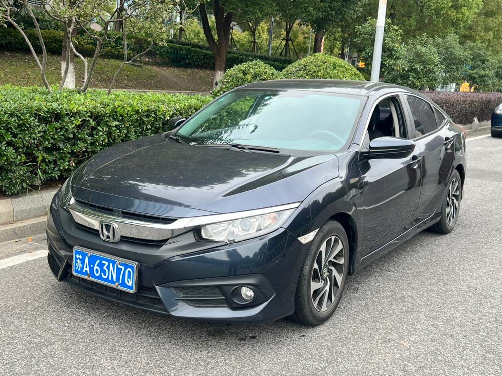 Honda Civic 2016 — фото автомобиля