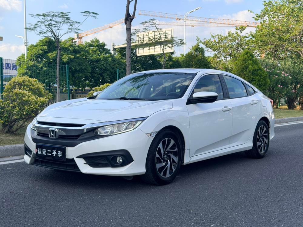 Honda Civic 2016 — фото автомобиля