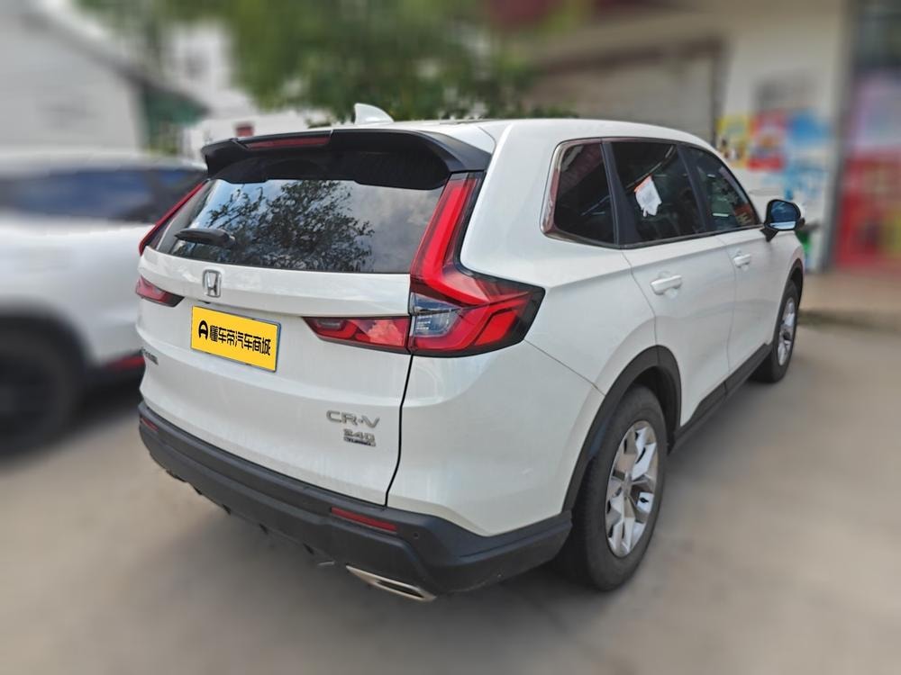 Honda CR-V 2023 — фото автомобиля