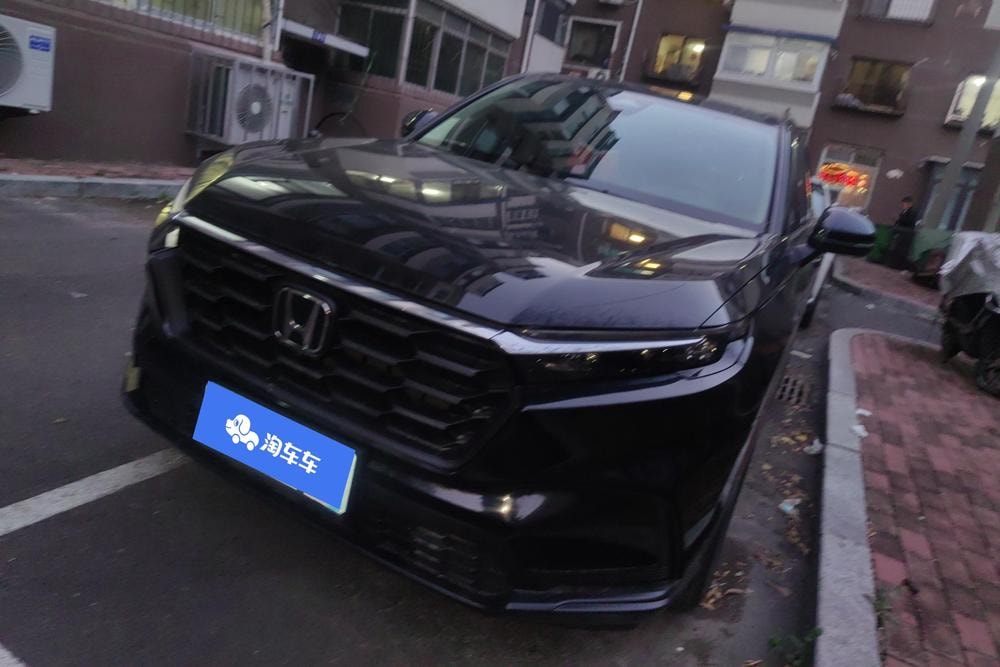 Honda CR-V 2023 — фото автомобиля