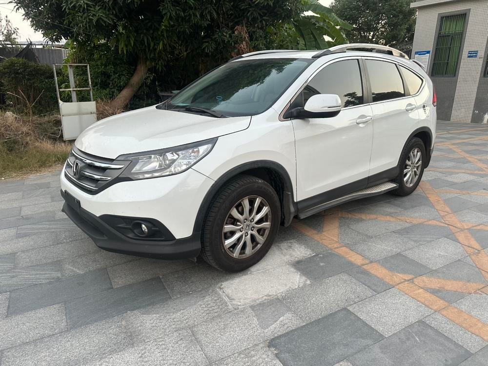 Honda CR-V 2013 — фото автомобиля 1