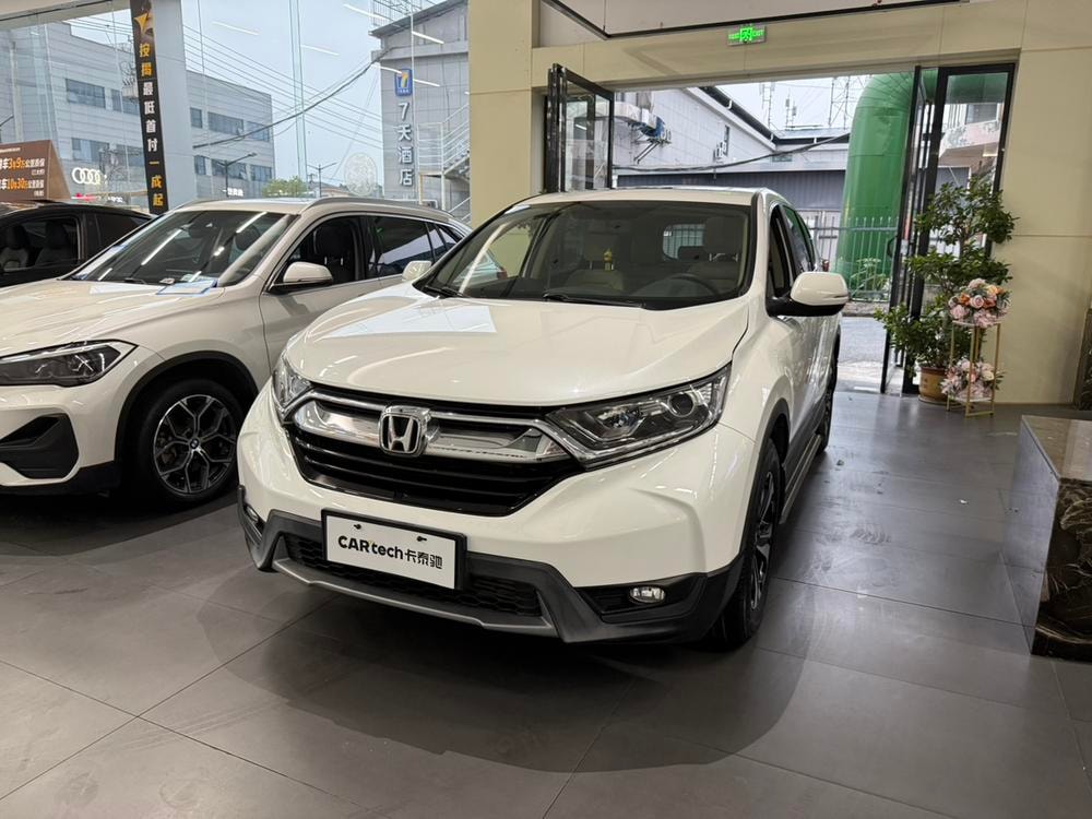 Honda CR-V 2019 — фото автомобиля 1