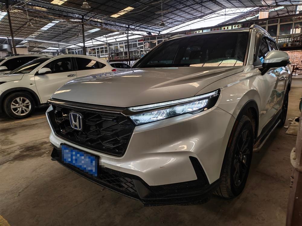 Honda CR-V 2023 — фото автомобиля