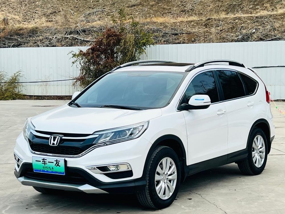 Honda CR-V 2015 — фото автомобиля