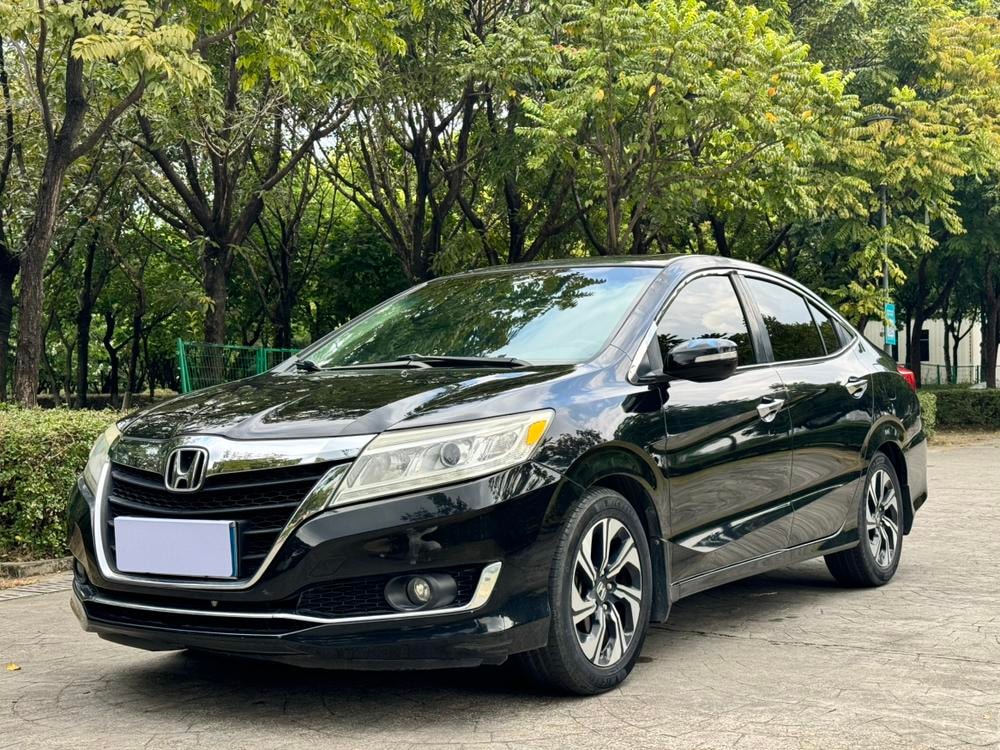 Honda Crider 2016 — фото автомобиля