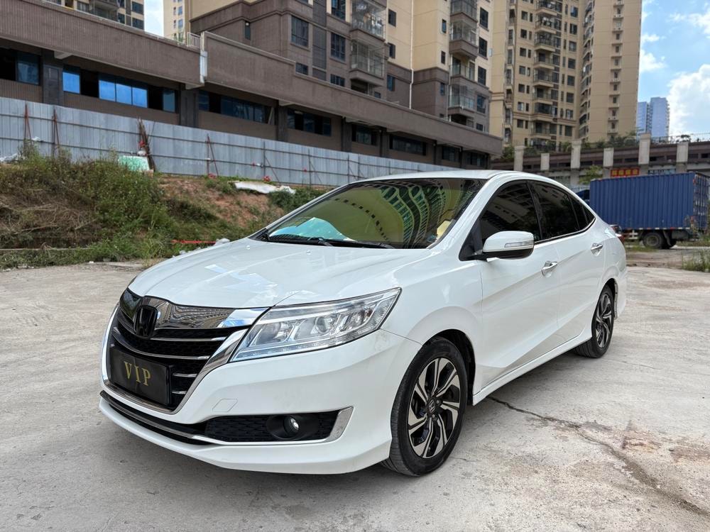 Honda Crider 2016 — фото автомобиля