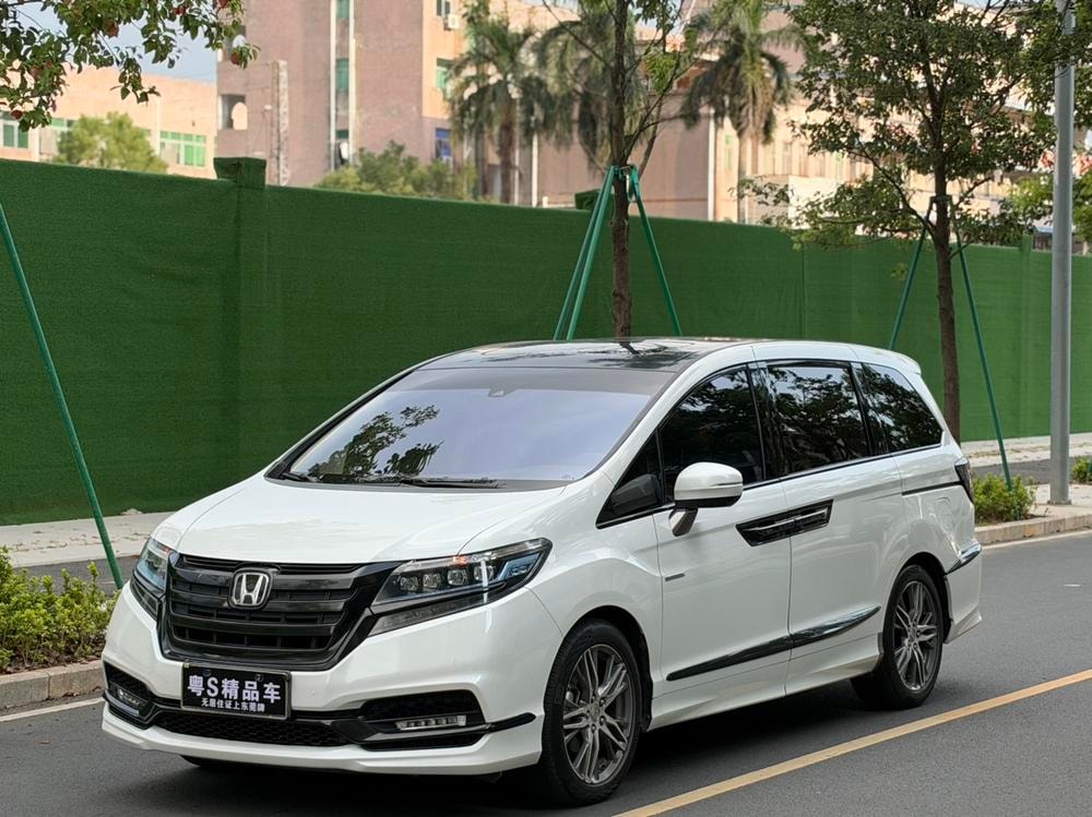 Honda Elysion 2019 — фото автомобиля