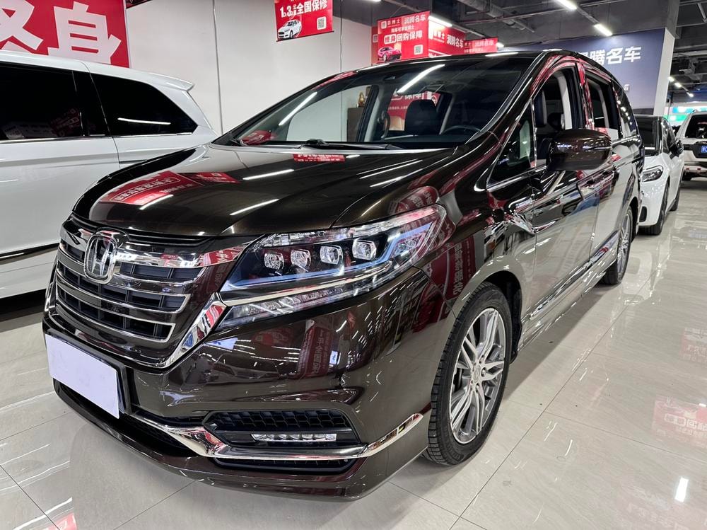 Honda Elysion 2019 — фото автомобиля 1