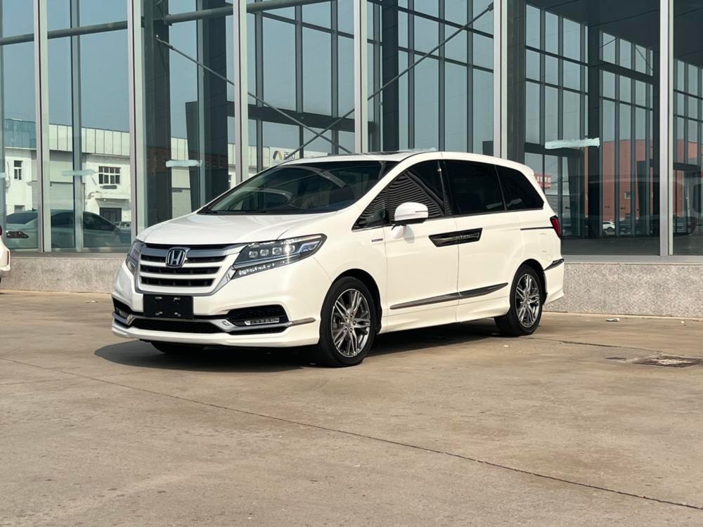 Honda Elysion 2019 — фото автомобиля
