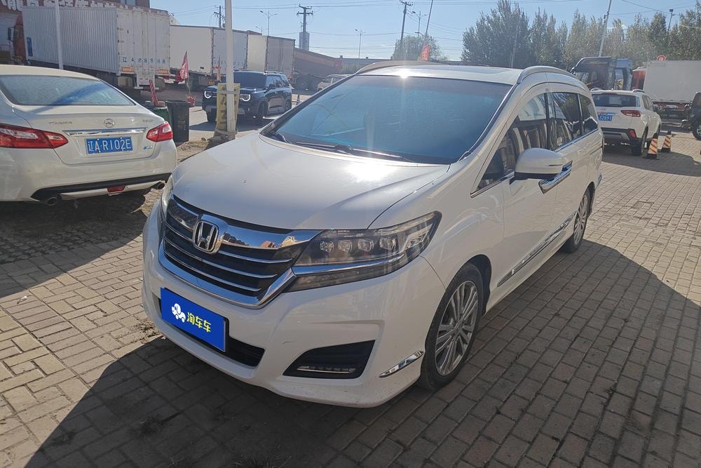 Honda Elysion 2016 — фото автомобиля 1