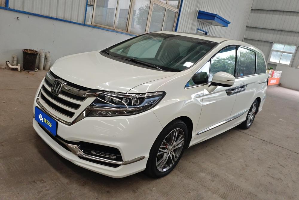 Honda Elysion 2019 — фото автомобиля