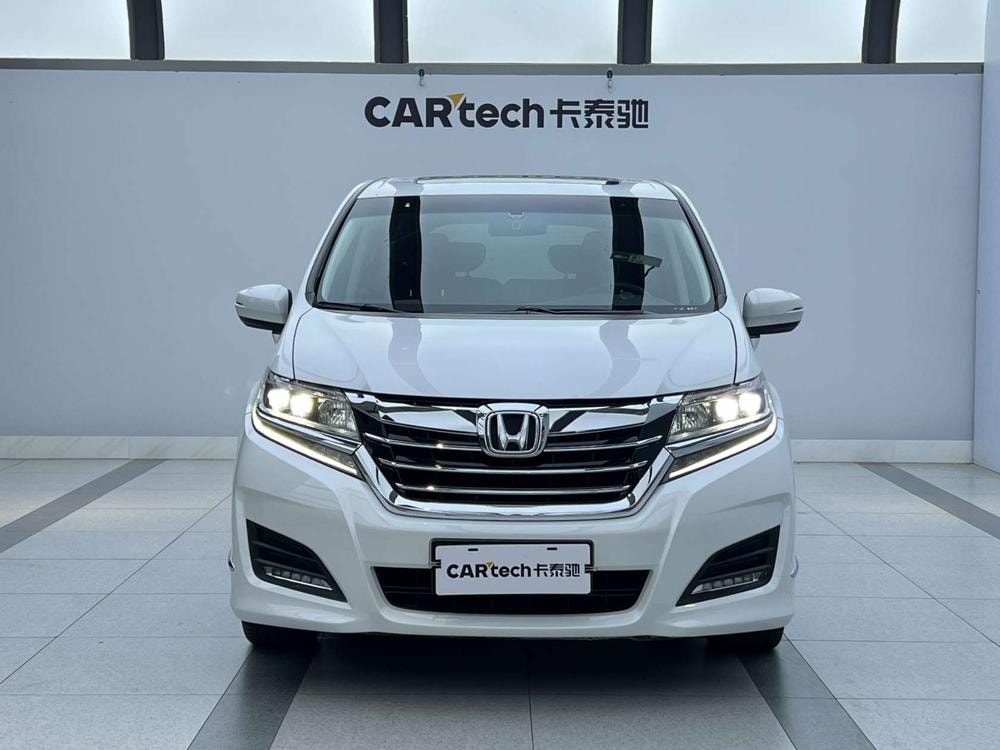 Honda Elysion 2016 — фото автомобиля