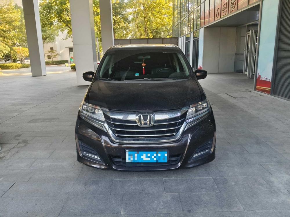 Honda Elysion 2016 — фото автомобиля