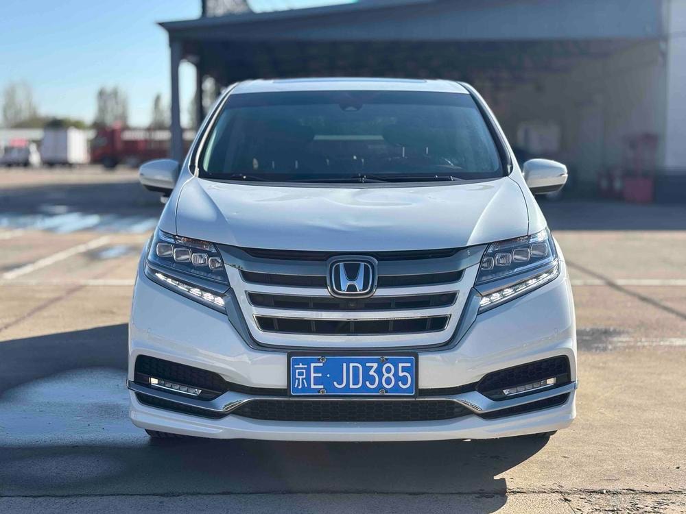 Honda Elysion 2019 — фото автомобиля